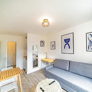  Appartement Le Petit Dauphine-studio Renove-sans Soucis